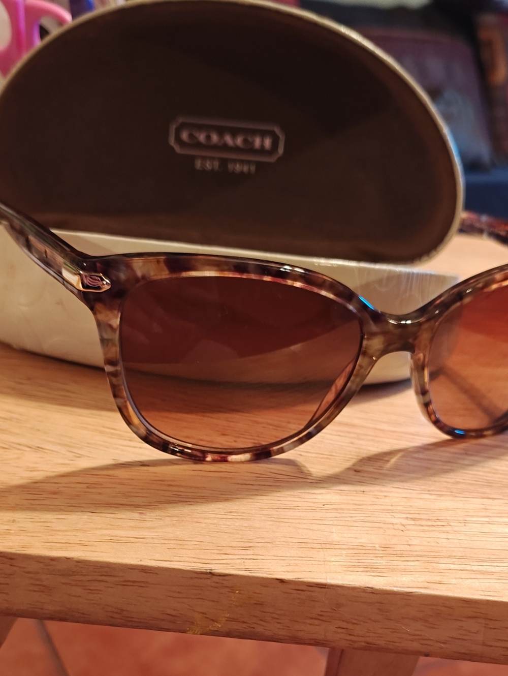 Coach Tortoiseshell Women’s Sunglasses with Brown Gradient Lenses
